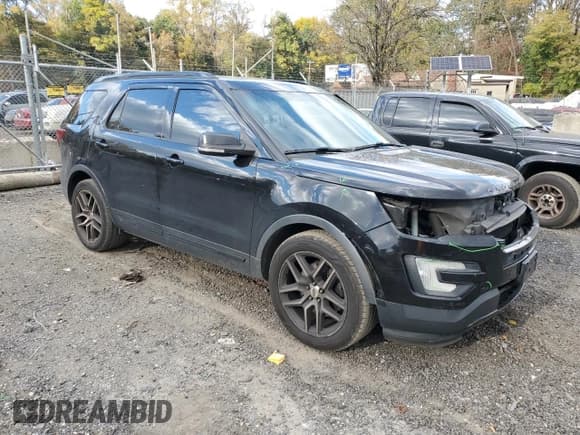 ✅ 2016 Ford Explorer Sport • VIN: 1FM5K8GT9GGC28610 • Lot: 89579325. Wystawiony na Copart z przebiegiem 154 462 mil. Bezpłatny archiwum sprzedaży aukcyjnych z USA i szczegółowy raport historii pojazdu na DreamBid. Zdjęcie 4.