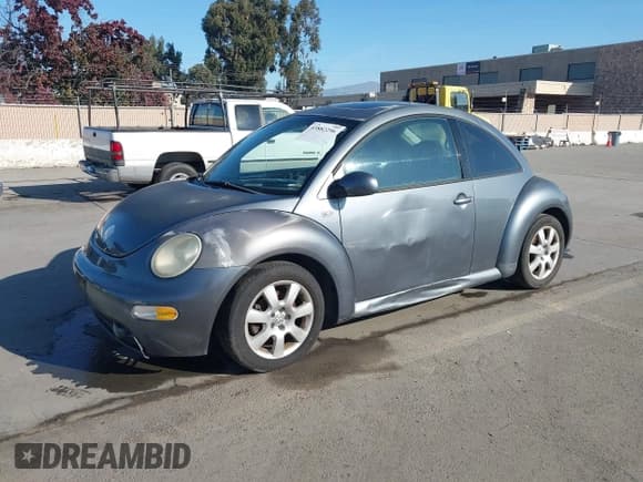✅ 2003 Volkswagen Beetle GLS • VIN: 3VWCD21C03M429062 • Lot: 43882296. Listed on IAAI with 171,232 mi. Free auction sales archive from the USA and detailed vehicle history report at DreamBid. Image 2.