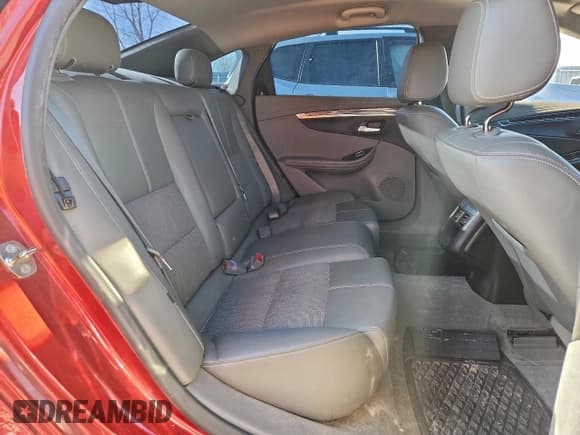 ✅ 2014 Chevrolet Impala LT • VIN: 2G1115SL5E9151153 • Lot: 92692455. Wystawiony na Copart z przebiegiem 166 973 mil. Bezpłatny archiwum sprzedaży aukcyjnych z USA i szczegółowy raport historii pojazdu na DreamBid. Zdjęcie 10.