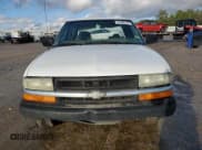 ✅ 2003 Chevrolet S-10 • VIN: 1GCCS19H538155218 • Лот: 41485795. Опубликован ранее на Copart с пробегом 247 331 миль. Бесплатный доступ к архиву аукционных продаж из США и подробный отчёт об истории автомобиля на DreamBid. Изображение 5.