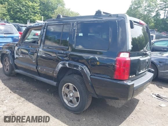 ✅ 2007 Jeep Commander Sport • VIN: 1J8HG48K97C611304 • Лот: 42744417. Опубликован ранее на IAAI с пробегом 129 254 миль. Бесплатный доступ к архиву аукционных продаж из США и подробный отчёт об истории автомобиля на DreamBid. Изображение 3.