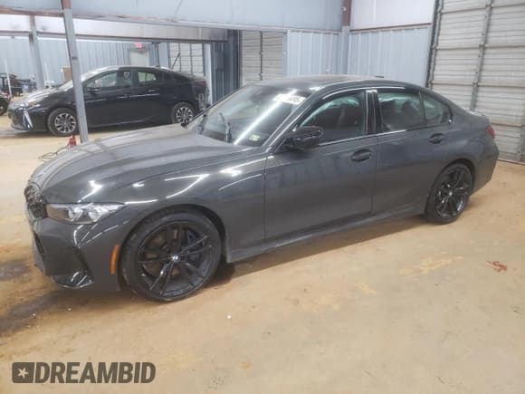 ✅ 2024 BMW 3 Series M340i xDrive • VIN: 3MW49FF07R8E07606 • Lot: 43649495. Wystawiony na Copart z przebiegiem Nie podano. Bezpłatny archiwum sprzedaży aukcyjnych z USA i szczegółowy raport historii pojazdu na DreamBid. Zdjęcie 1.