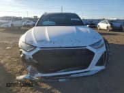 ✅ 2021 Audi RS 6 • VIN: WUA1CAF20MN906638 • Lot: 42914105. Wystawiony na Copart z przebiegiem 32 522 mil. Bezpłatny archiwum sprzedaży aukcyjnych z USA i szczegółowy raport historii pojazdu na DreamBid. Zdjęcie 5.