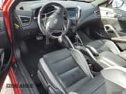 ✅ 2016 Hyundai Veloster Turbo • VIN: KMHTC6AE4GU284278 • Lot: 84867494. Wystawiony na Copart z przebiegiem 54 186 mil. Bezpłatny archiwum sprzedaży aukcyjnych z USA i szczegółowy raport historii pojazdu na DreamBid. Zdjęcie 8.