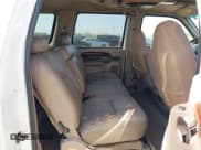 ✅ 2001 Ford Excursion Limited • VIN: 1FMNU42S71ED43517 • Lot: 42024244. Wystawiony na IAAI z przebiegiem 318 590 mil. Bezpłatny archiwum sprzedaży aukcyjnych z USA i szczegółowy raport historii pojazdu na DreamBid. Zdjęcie 8.