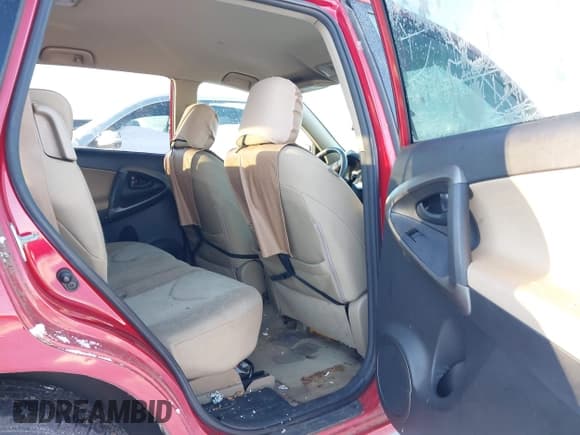 ✅ 2010 Toyota RAV4 • VIN: JTMBF4DV6AD022261 • Лот: 43864175. Опубликован ранее на IAAI с пробегом 229 744 миль. Бесплатный доступ к архиву аукционных продаж из США и подробный отчёт об истории автомобиля на DreamBid. Изображение 8.