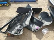 ✅ 2017 Dodge Challenger GT • VIN: 2C3CDZGG7HH555791 • Lot: 84647865. Wystawiony na Copart z przebiegiem 98 185 mil. Bezpłatny archiwum sprzedaży aukcyjnych z USA i szczegółowy raport historii pojazdu na DreamBid. Zdjęcie 12.