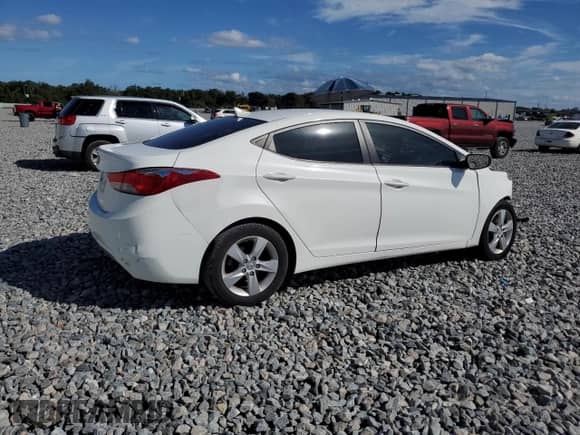 ✅ 2013 Hyundai Elantra GLS • VIN: 5NPDH4AEXDH307115 • Lot: 89902665. Listed on Copart with 93,250 mi. Free auction sales archive from the USA and detailed vehicle history report at DreamBid. Image 3.