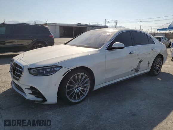 ✅ 2022 Mercedes-Benz S 580 • VIN: W1K6G7GB4NA139349 • Lot: 68180975. Listed on Copart with 28,086 mi. Free auction sales archive from the USA and detailed vehicle history report at DreamBid. Image 1.