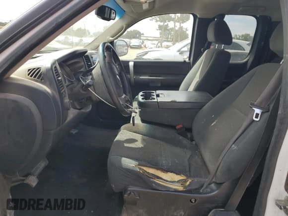 ✅ 2008 Chevrolet Silverado 1500 Work Truck • VIN: 2GCEC19C581122627 • Lot: 65588745. Listed on Copart with 271,855 mi. Free auction sales archive from the USA and detailed vehicle history report at DreamBid. Image 7.