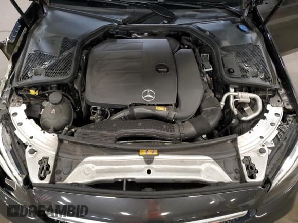 ✅ 2021 Mercedes-Benz C 300 • VIN: W1KWJ8EB5MG070371 • Lot: 55739105. Wystawiony na Copart z przebiegiem 46 947 mil. Bezpłatny archiwum sprzedaży aukcyjnych z USA i szczegółowy raport historii pojazdu na DreamBid. Zdjęcie 11.