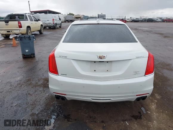 ✅ 2016 Cadillac CT6 Platinum AWD • VIN: 1G6KK5R62GU165223 • Lot: 43601642. Listed on IAAI with 135,869 mi. Free auction sales archive from the USA and detailed vehicle history report at DreamBid. Image 16.