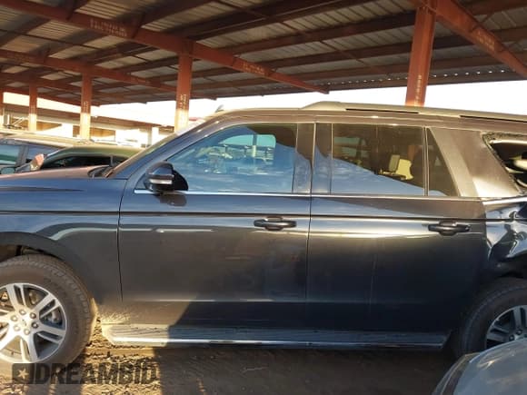 ✅ 2023 Ford Expedition Max XLT • VIN: 1FMJK1J88PEA66202 • Лот: 43617519. Опубликован ранее на IAAI с пробегом 25 376 миль. Бесплатный доступ к архиву аукционных продаж из США и подробный отчёт об истории автомобиля на DreamBid. Изображение 15.