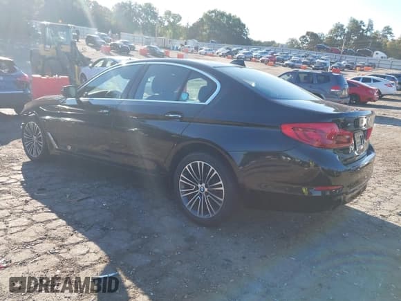 ✅ 2018 BMW 5 Series 530i xDrive • VIN: WBAJA7C5XJWA72825 • Lot: 43426324. Listed on IAAI with 118,711 mi. Free auction sales archive from the USA and detailed vehicle history report at DreamBid. Image 3.