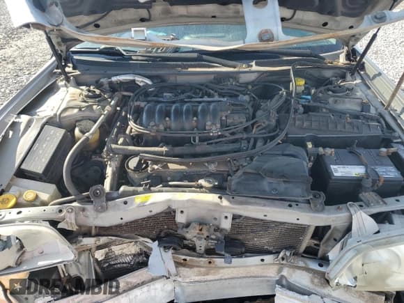 ✅ 2000 Infiniti I30 Luxury • VIN: JNKCA31A1YT103486 • Lot: 85513554. Listed on Copart with Not provided. Free auction sales archive from the USA and detailed vehicle history report at DreamBid. Image 12.