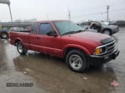 ✅ 1997 Chevrolet S-10 LS • VIN: 1GCCS19X8VK107936 • Лот: 86288304. Опубликован ранее на Copart с пробегом 369 523 миль. Бесплатный доступ к архиву аукционных продаж из США и подробный отчёт об истории автомобиля на DreamBid. Изображение 4.