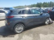 ✅ 2020 Hyundai Kona SEL • VIN: KM8K22AA3LU405347 • Лот: 50469604. Опубликован ранее на Copart с пробегом 27 490 миль. Бесплатный доступ к архиву аукционных продаж из США и подробный отчёт об истории автомобиля на DreamBid. Изображение 3.