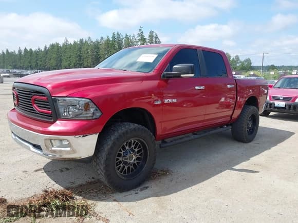 ✅ 2009 Dodge 1500 Laramie • VIN: 1D3HV13T79S708304 • Lot: 42445125. Wystawiony na IAAI z przebiegiem 179 069 mil. Bezpłatny archiwum sprzedaży aukcyjnych z USA i szczegółowy raport historii pojazdu na DreamBid. Zdjęcie 17.