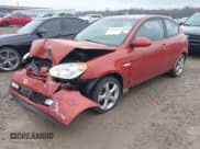✅ 2008 Hyundai Accent SE • VIN: KMHCN36C58U070319 • Лот: 42010544. Опубликован ранее на IAAI с пробегом 118 487 миль. Бесплатный доступ к архиву аукционных продаж из США и подробный отчёт об истории автомобиля на DreamBid. Изображение 2.