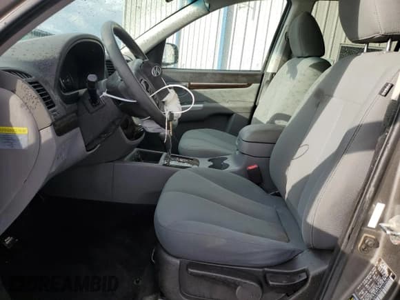 ✅ 2012 Hyundai Santa Fe GLS • VIN: 5XYZG3AB4CG155654 • Lot: 79248784. Listed on Copart with 211,285 mi. Free auction sales archive from the USA and detailed vehicle history report at DreamBid. Image 7.