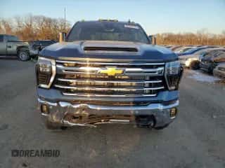 2025 Chevrolet Silverado 3500HD LTZ с VIN 2GC4KUEYXS1130957, выставлен на аукционе Copart как лот 83394774 с пробегом 453 миль миль и Списание • Salvage title. История ставок и продаж доступна на DreamBid. Изображение 5.