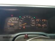 ✅ 1998 Chevrolet Silverado 1500 • VIN: 1GCEK19R8WR125081 • Lot: 61561675. Listed on Copart with 158,045 mi. Free auction sales archive from the USA and detailed vehicle history report at DreamBid. Image 9.