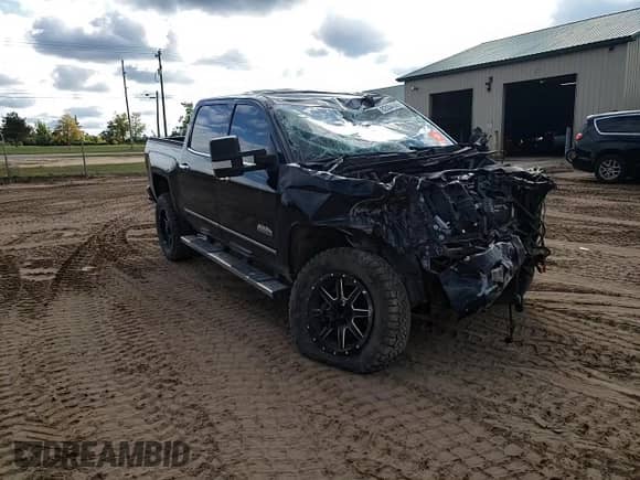 2017 Chevrolet Silverado 1500 High Country with VIN 3GCUKTEJ4HG196756, listed as a Copart auction lot 82034145 with Not provided miles and Clean title. Bid and sale history available at DreamBid. Image 13.