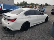 ✅ 2020 BMW 3 Series 330i xDrive • VIN: WBA5R7C0XLFH50488 • Lot: 84413635. Wystawiony na Copart z przebiegiem 92 816 mil. Bezpłatny archiwum sprzedaży aukcyjnych z USA i szczegółowy raport historii pojazdu na DreamBid. Zdjęcie 3.