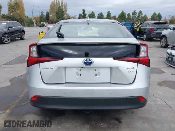 ✅ 2022 Toyota Prius LE • VIN: JTDKAMFUXN3189351 • Lot: 43675769. Listed on IAAI with 42,666 mi. Free auction sales archive from the USA and detailed vehicle history report at DreamBid. Image 17.