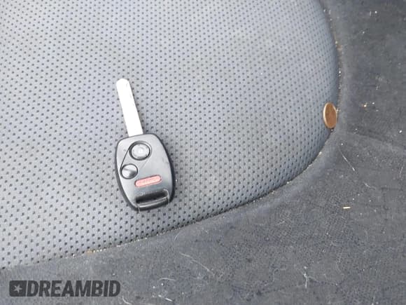 ✅ 2008 Honda Fit Sport • VIN: JHMGD38628S046067 • Lot: 43611583. Wystawiony na IAAI z przebiegiem 266 264 mil. Bezpłatny archiwum sprzedaży aukcyjnych z USA i szczegółowy raport historii pojazdu na DreamBid. Zdjęcie 11.