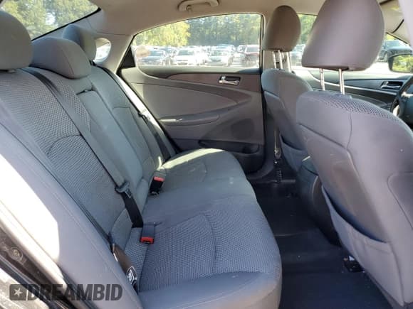 ✅ 2011 Hyundai Sonata GLS • VIN: 5NPEB4AC9BH300397 • Lot: 73429244. Listed on Copart with 215,660 mi. Free auction sales archive from the USA and detailed vehicle history report at DreamBid. Image 10.