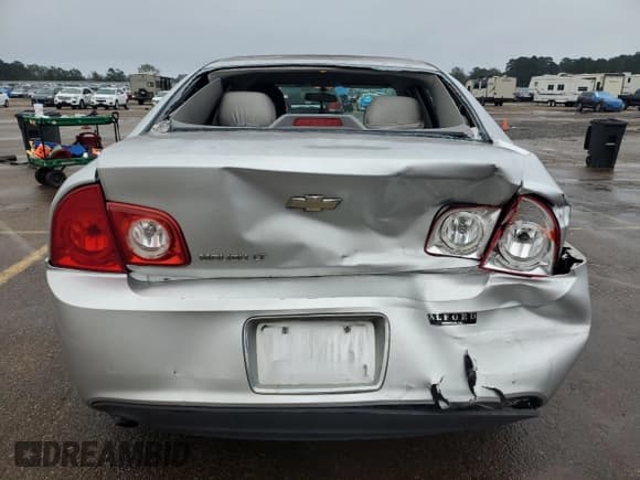 ✅ 2012 Chevrolet Malibu 1LT • VIN: 1G1ZC5EU4CF294679 • Lot: 79551214. Wystawiony na Copart z przebiegiem 213 298 mil. Bezpłatny archiwum sprzedaży aukcyjnych z USA i szczegółowy raport historii pojazdu na DreamBid. Zdjęcie 6.