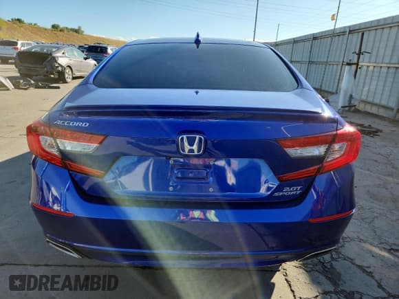 ✅ 2020 Honda Accord Sport • VIN: 1HGCV2F37LA004235 • Lot: 81111905. Wystawiony na Copart z przebiegiem 58 128 mil. Bezpłatny archiwum sprzedaży aukcyjnych z USA i szczegółowy raport historii pojazdu na DreamBid. Zdjęcie 6.