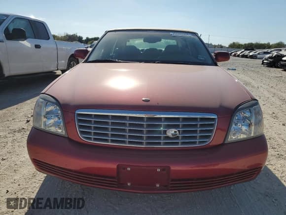 ✅ 2004 Cadillac DeVille • VIN: 1G6KD57Y34U163717 • Lot: 70993364. Listed on Copart with 61,865 mi. Free auction sales archive from the USA and detailed vehicle history report at DreamBid. Image 5.