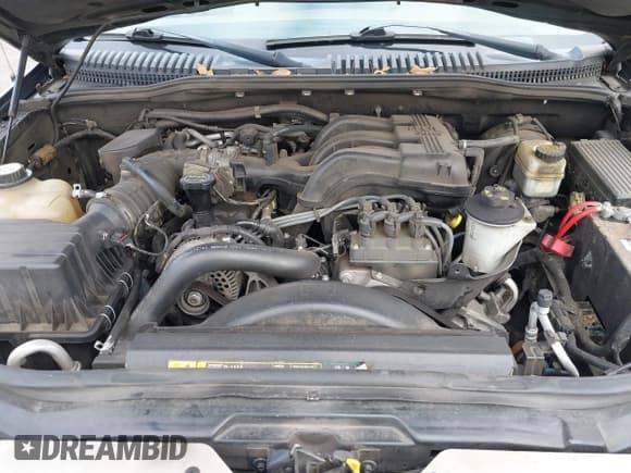 ✅ 2005 Ford Explorer Eddie Bauer • VIN: 1FMZU74K35UA80048 • Lot: 41741608. Wystawiony na IAAI z przebiegiem 145 922 mil. Bezpłatny archiwum sprzedaży aukcyjnych z USA i szczegółowy raport historii pojazdu na DreamBid. Zdjęcie 10.