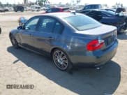 ✅ 2006 BMW 3 Series 325i • VIN: WBAVB13566PT23320 • Lot: 43067097. Wystawiony na IAAI z przebiegiem 110 783 mil. Bezpłatny archiwum sprzedaży aukcyjnych z USA i szczegółowy raport historii pojazdu na DreamBid. Zdjęcie 3.