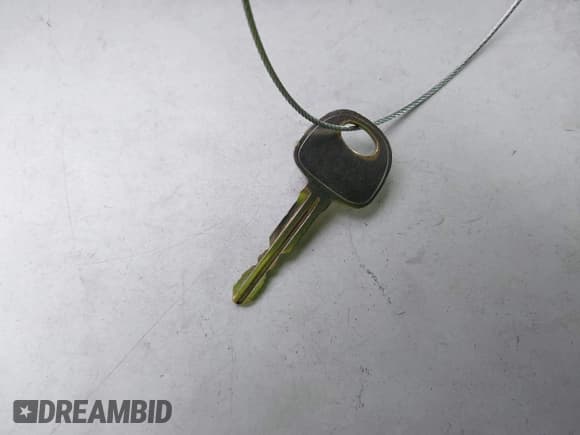 ✅ 2011 Hyundai Elantra GLS • VIN: 5NPDH4AE4BH058713 • Lot: 43734167. Listed on IAAI with 127,099 mi. Free auction sales archive from the USA and detailed vehicle history report at DreamBid. Image 11.