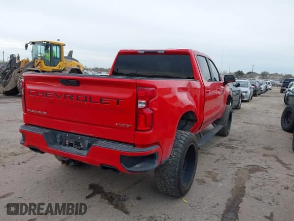 ✅ 2021 Chevrolet Silverado 1500 RST • VIN: 3GCUYEET6MG174912 • Лот: 41359036. Опубликован ранее на IAAI с пробегом 58 325 миль. Бесплатный доступ к архиву аукционных продаж из США и подробный отчёт об истории автомобиля на DreamBid. Изображение 4.