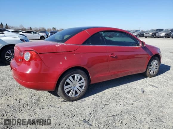 ✅ 2008 Volkswagen Eos Turbo • VIN: WVWAA71F08V010779 • Lot: 42258265. Wystawiony na Copart z przebiegiem Nie podano. Bezpłatny archiwum sprzedaży aukcyjnych z USA i szczegółowy raport historii pojazdu na DreamBid. Zdjęcie 3.