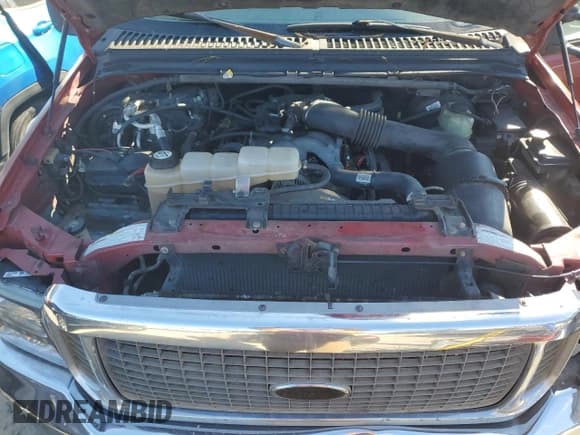 ✅ 2001 Ford Excursion XLT • VIN: 1FMNU41S91EB00633 • Lot: 82747134. Listed on Copart with 334,564 mi. Free auction sales archive from the USA and detailed vehicle history report at DreamBid. Image 12.