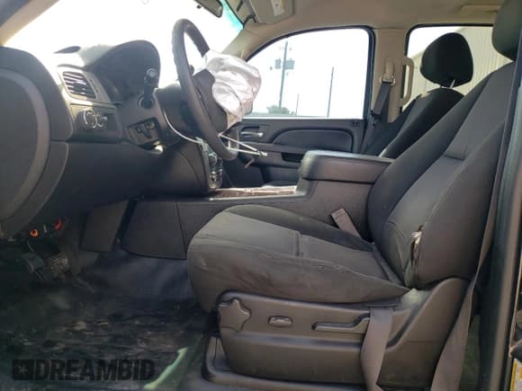 ✅ 2011 Chevrolet Tahoe Commercial • VIN: 1GNLC2E0XBR344000 • Lot: 62489915. Listed on Copart with 114,364 mi. Free auction sales archive from the USA and detailed vehicle history report at DreamBid. Image 7.