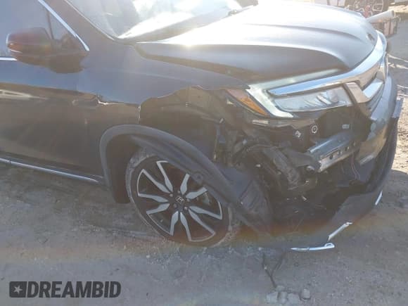 ✅ 2019 Honda Pilot Touring 7-Passenger • VIN: 5FNYF6H65KB061796 • Lot: 41650857. Wystawiony na IAAI z przebiegiem 122 417 mil. Bezpłatny archiwum sprzedaży aukcyjnych z USA i szczegółowy raport historii pojazdu na DreamBid. Zdjęcie 6.