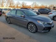✅ 2017 Honda Accord EX-L • VIN: JHMCR6F58HC010762 • Лот: 93910165. Опубликован ранее на Copart с пробегом 34 015 миль. Бесплатный доступ к архиву аукционных продаж из США и подробный отчёт об истории автомобиля на DreamBid. Изображение 4.
