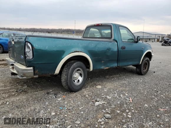 ✅ 1997 Ford F-150 • VIN: 1FTDF18W0VKC65074 • Lot: 50323755. Listed on Copart with 338,454 mi. Free auction sales archive from the USA and detailed vehicle history report at DreamBid. Image 3.