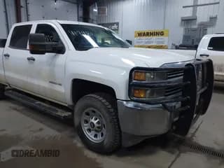 ✅ 2018 Chevrolet Silverado 2500HD Work Truck • VIN: 1GC1KUEG6JF198125 • Лот: 41798856. Опубликован ранее на IAAI с пробегом 93 876 миль. Бесплатный доступ к архиву аукционных продаж из США и подробный отчёт об истории автомобиля на DreamBid. Изображение 1.