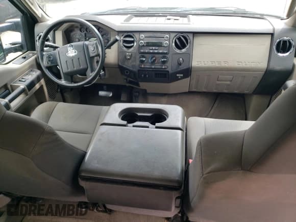 ✅ 2009 Ford F-250 XL • VIN: 1FTSW21599EA27825 • Lot: 62224785. Listed on Copart with 137,440 mi. Free auction sales archive from the USA and detailed vehicle history report at DreamBid. Image 8.