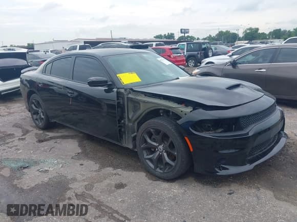 ✅ 2019 Dodge Charger GT • VIN: 2C3CDXHG3KH749261 • Lot: 42487445. Wystawiony na IAAI z przebiegiem 71 391 mil. Bezpłatny archiwum sprzedaży aukcyjnych z USA i szczegółowy raport historii pojazdu na DreamBid. Zdjęcie 1.