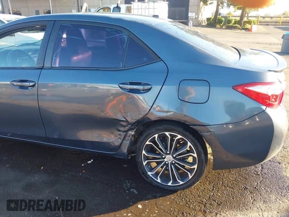 ✅ 2014 Toyota Corolla LE Plus • VIN: 5YFBURHE1EP060562 • Lot: 43578157. Listed on IAAI with 162,517 mi. Free auction sales archive from the USA and detailed vehicle history report at DreamBid. Image 6.