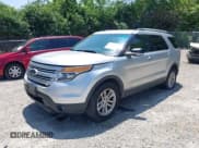 ✅ 2015 Ford Explorer XLT • VIN: 1FM5K8D81FGA72822 • Lot: 42310155. Wystawiony na IAAI z przebiegiem 153 873 mil. Bezpłatny archiwum sprzedaży aukcyjnych z USA i szczegółowy raport historii pojazdu na DreamBid. Zdjęcie 2.