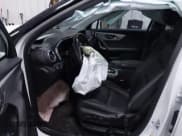 ✅ 2023 Chevrolet Blazer LT • VIN: 3GNKBJRS2PS199351 • Lot: 41680751. Wystawiony na IAAI z przebiegiem 46 935 mil. Bezpłatny archiwum sprzedaży aukcyjnych z USA i szczegółowy raport historii pojazdu na DreamBid. Zdjęcie 5.